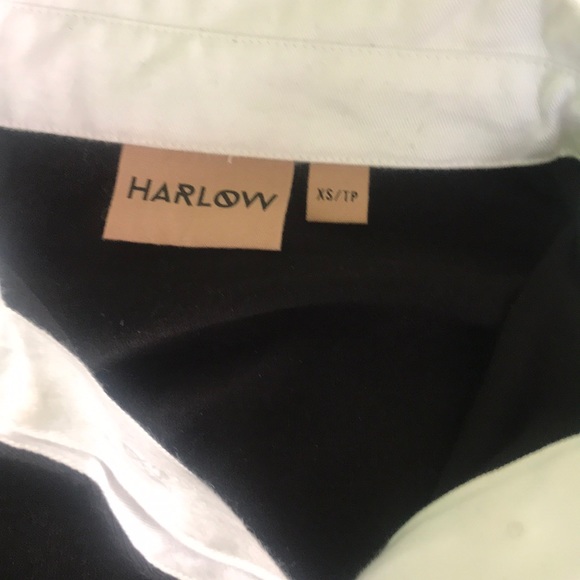 I’m selling a long sleeve collard shirt (HARLO⃠W) - Picture 4 of 4
